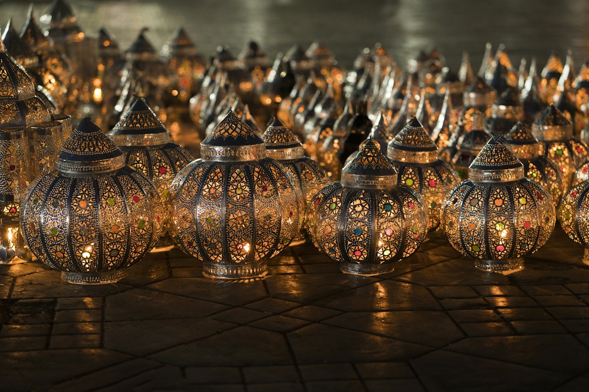 Moroccan Souk theme: hundreds of brass lanterns glowing in the dark