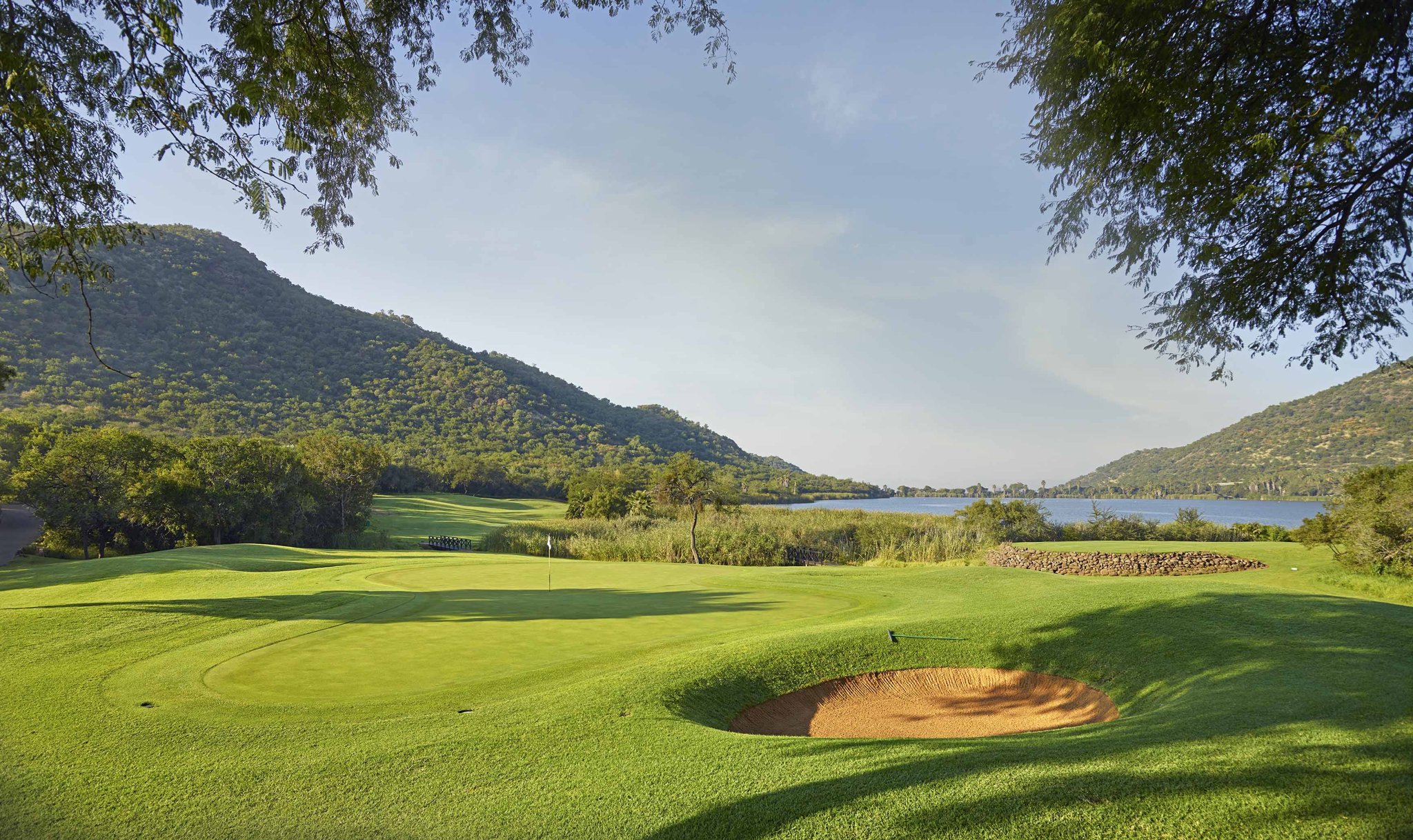 Gary Player Country Club (Golf & Clubhouse), Sun City — Sun City / Pilanesberg