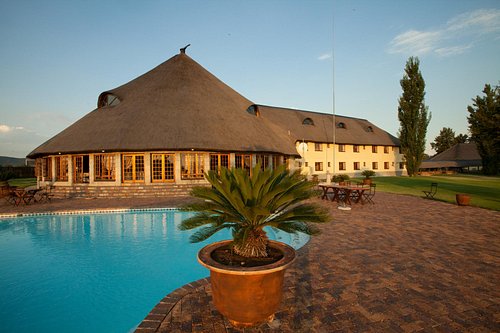 Stonehenge in Africa — Parys