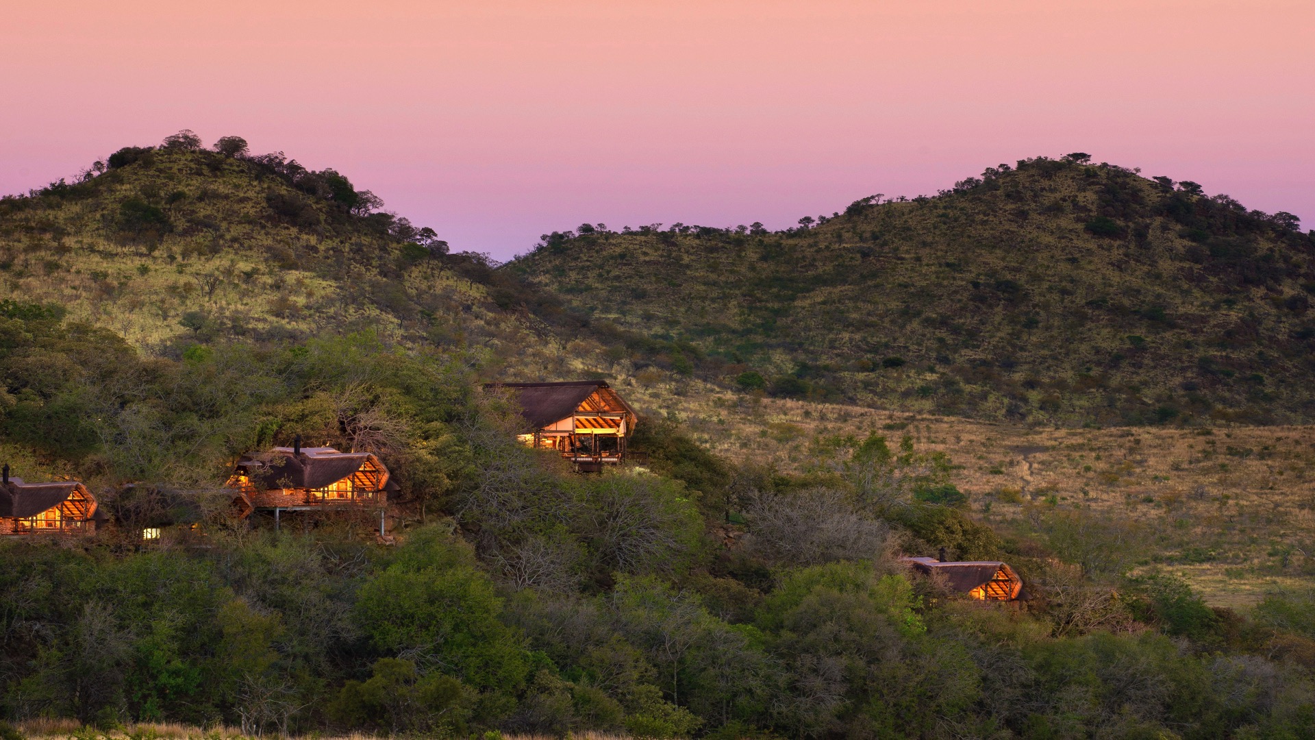 Tshukudu Bush Lodge — Pilanesberg (Moses Kotane LM)