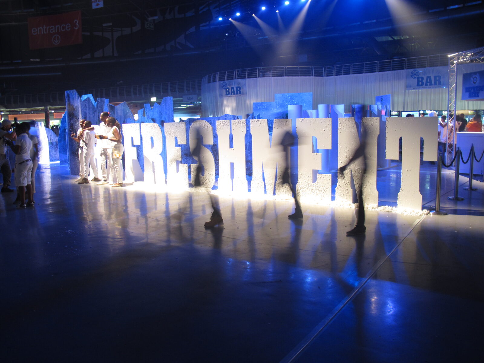 Castle Lite Refreshment letters installation
